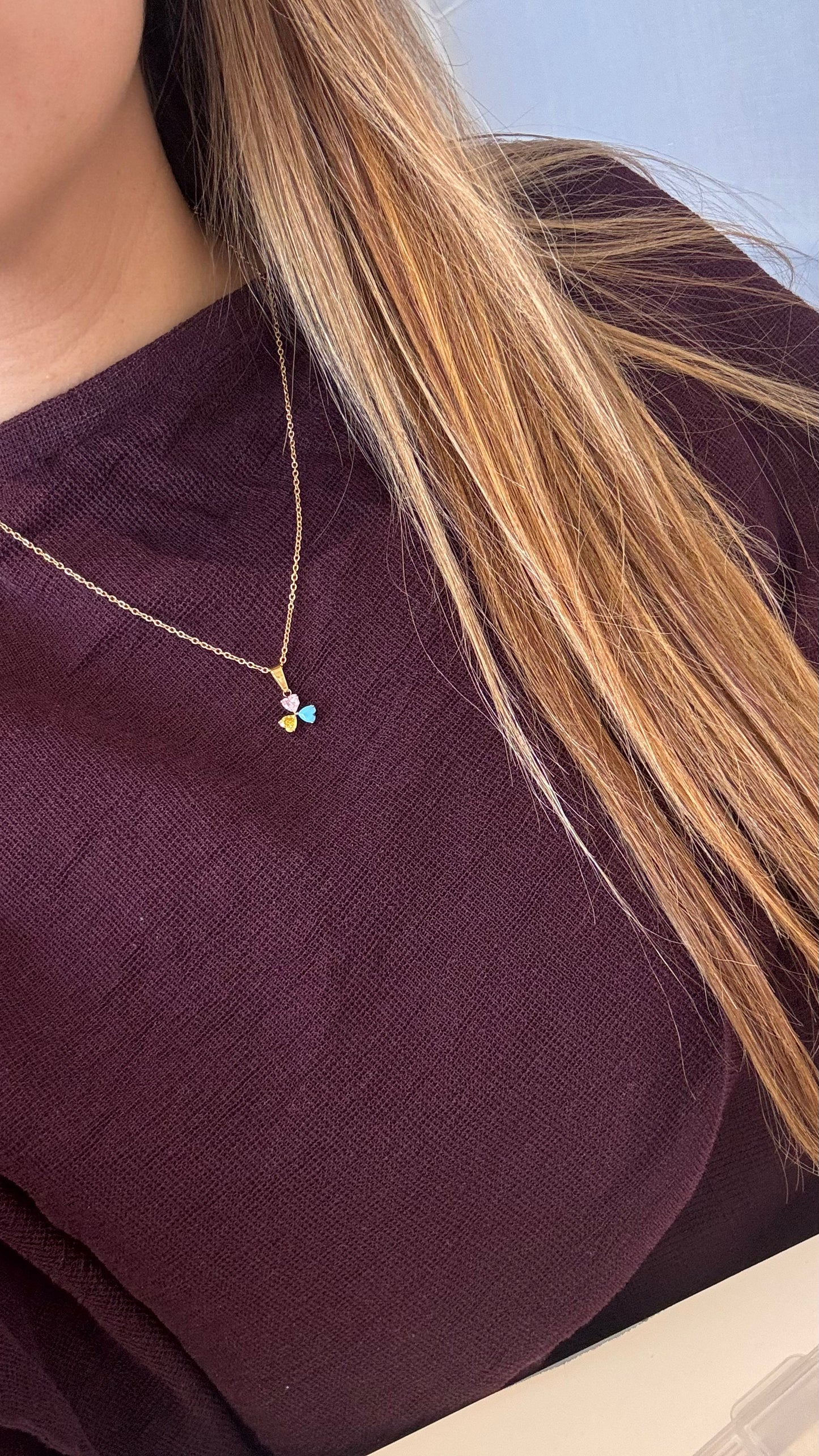 Colar 3 corações coloridos