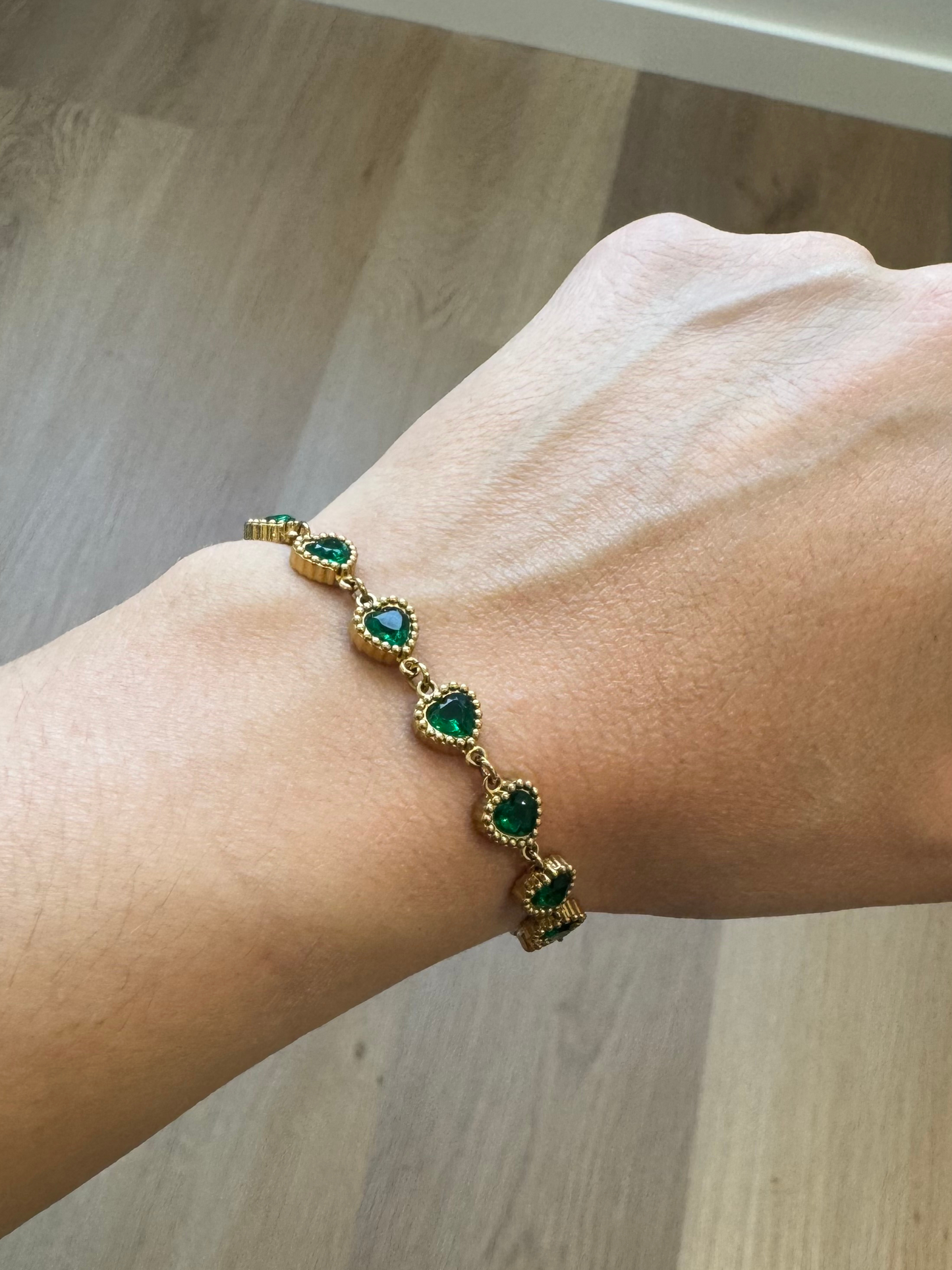 Pulseira verde e dourada