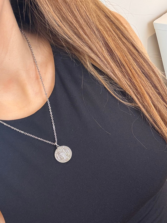 Colar medalha prateada