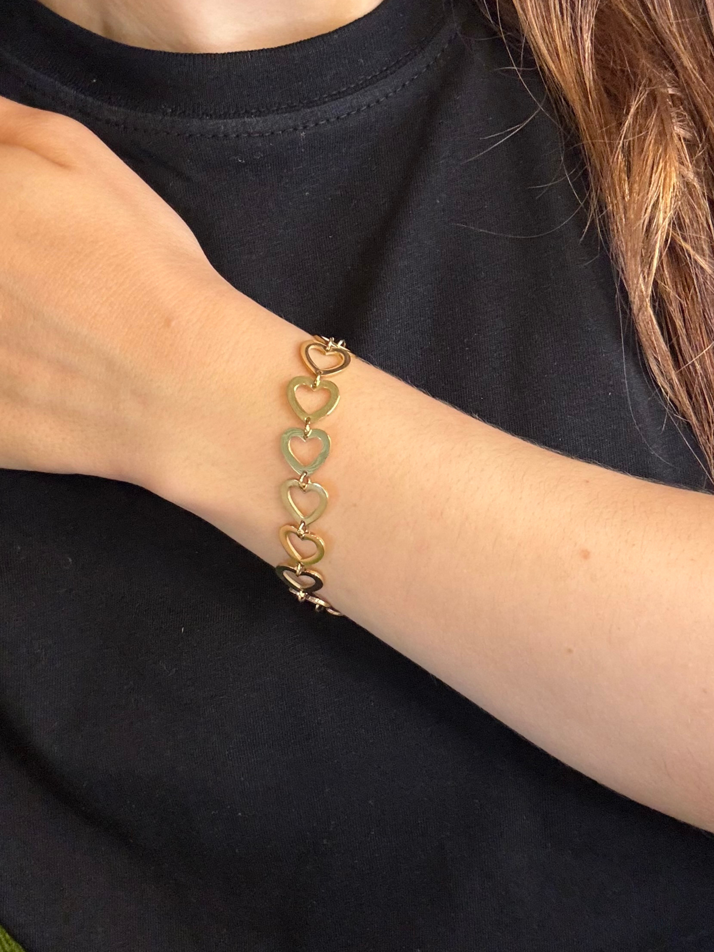 Pulseira corações dourada