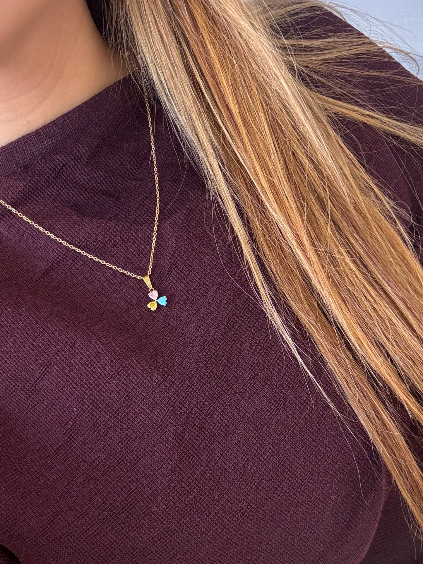 Colar 3 corações coloridos