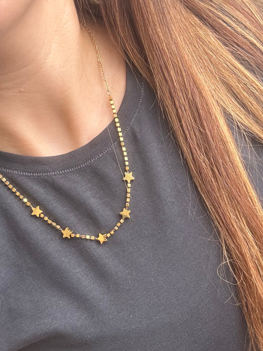 Colar Estrelas dourado