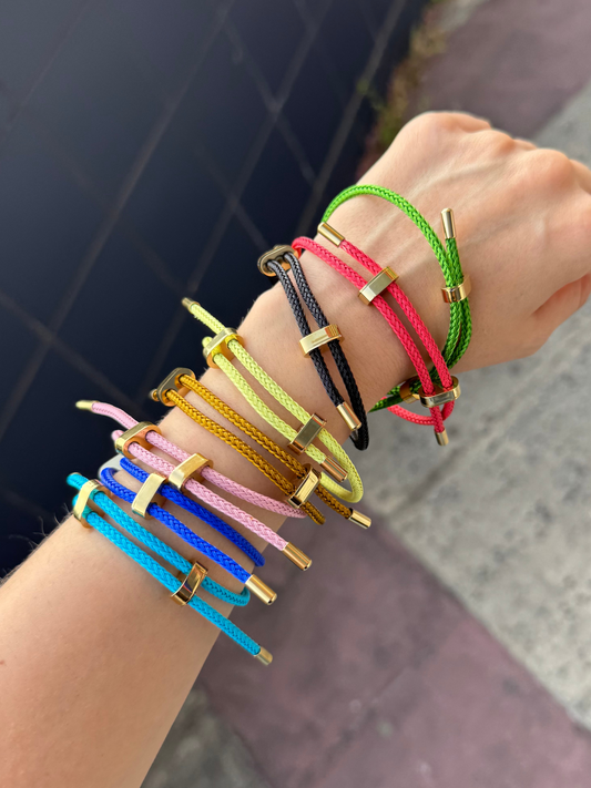 Pulseiras de corda com aço dourado