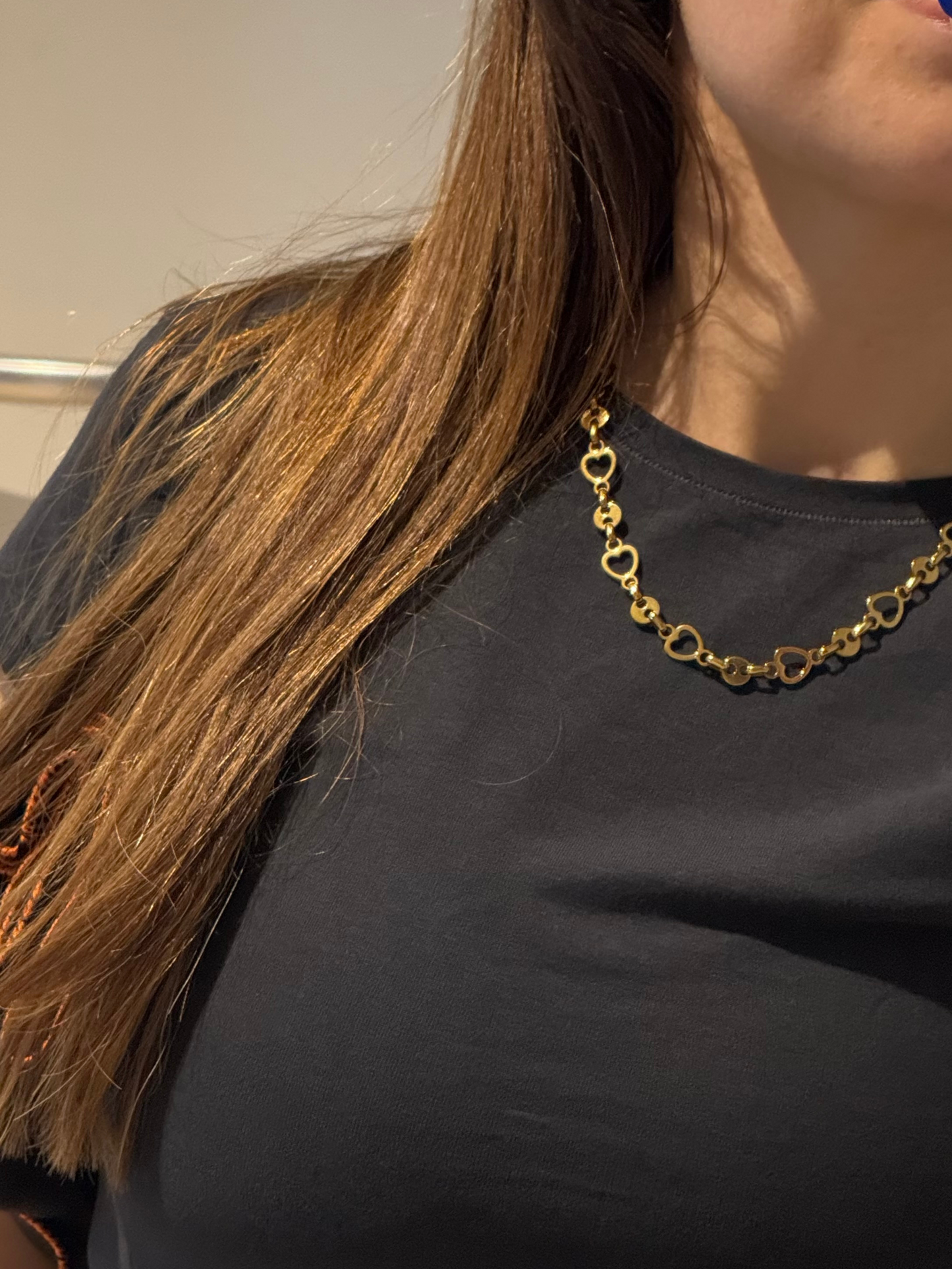 Colar corações dourado