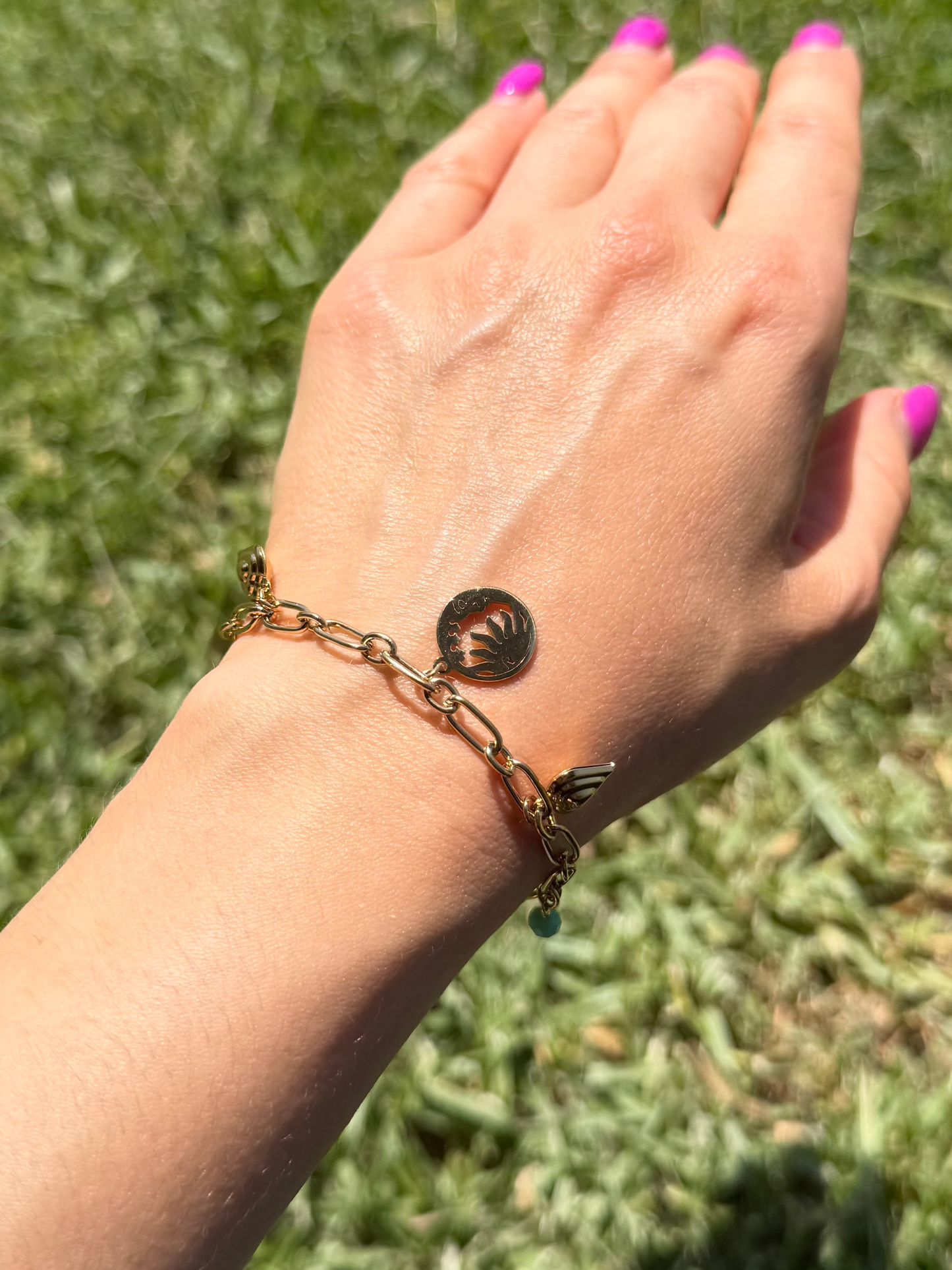 Pulseira Charms dourada
